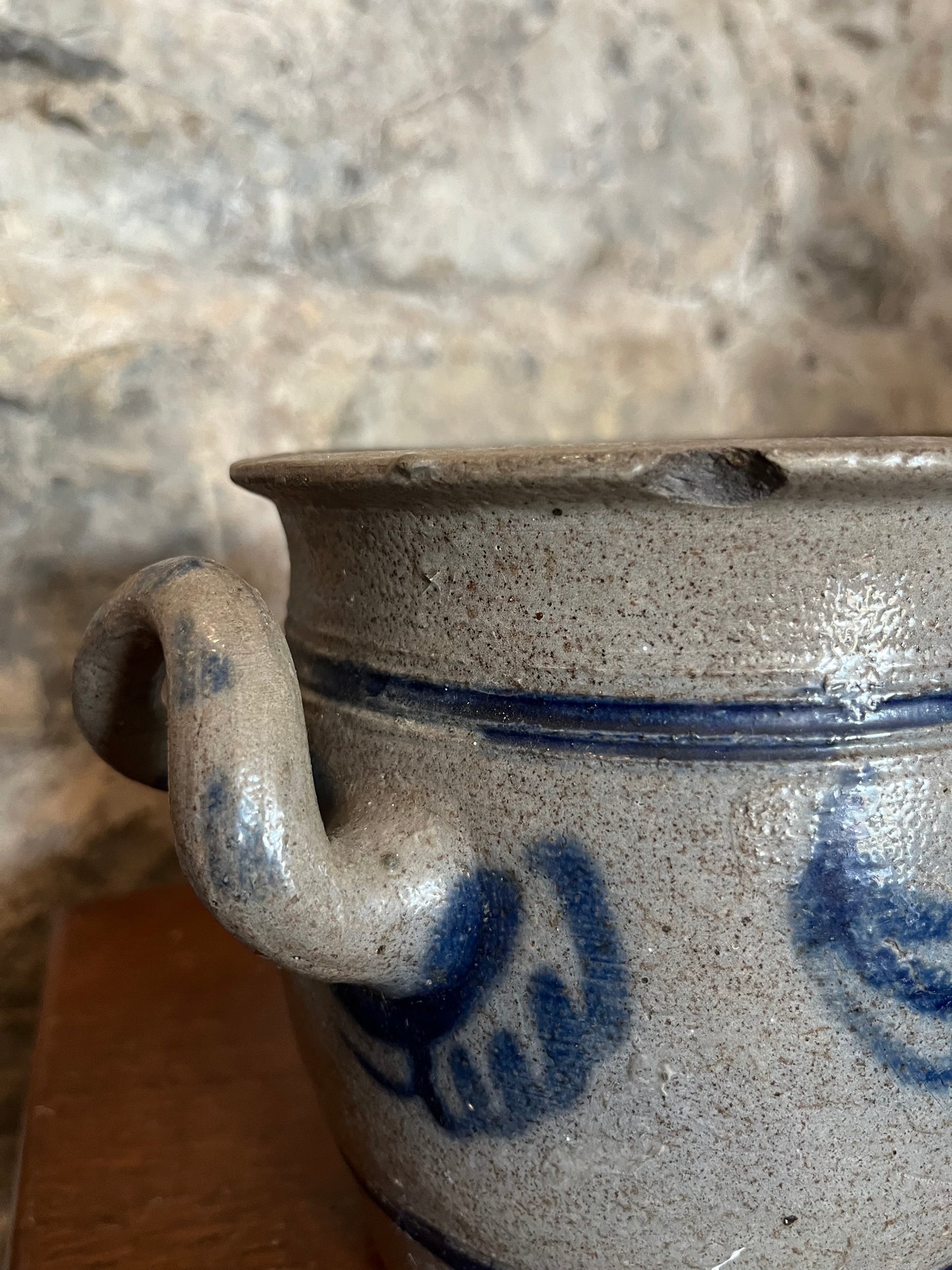 Alicia blue Alsace pot